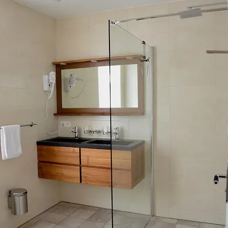 Le Baron Apartment *